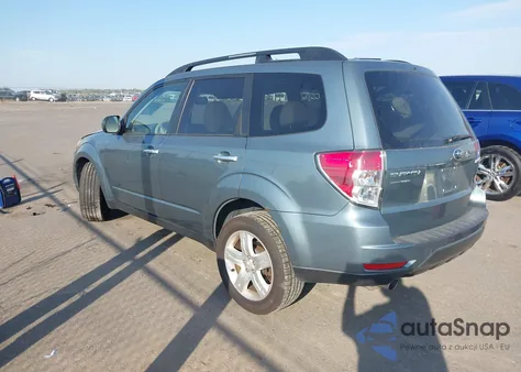 2010 Subaru Forester 2.5X Limited z USA, uszkodzony, nr VIN JF2SH6DC0AH759339